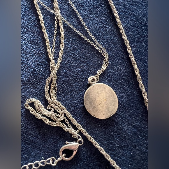 Double layered silver tone charm necklace. Mint condition. - Picture 3 of 3